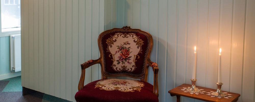 Guesthouse Gamla Isafjordur Bagian luar foto